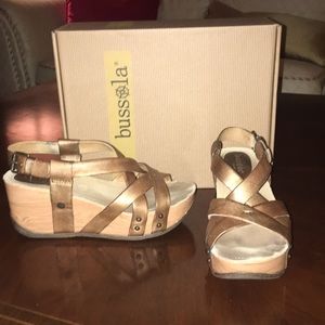 bussola Vitello Bronze Wedge Sandals